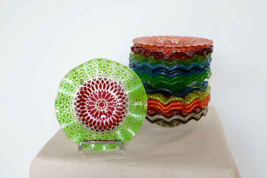 Sydenstricker Glass Ruffle Bowls