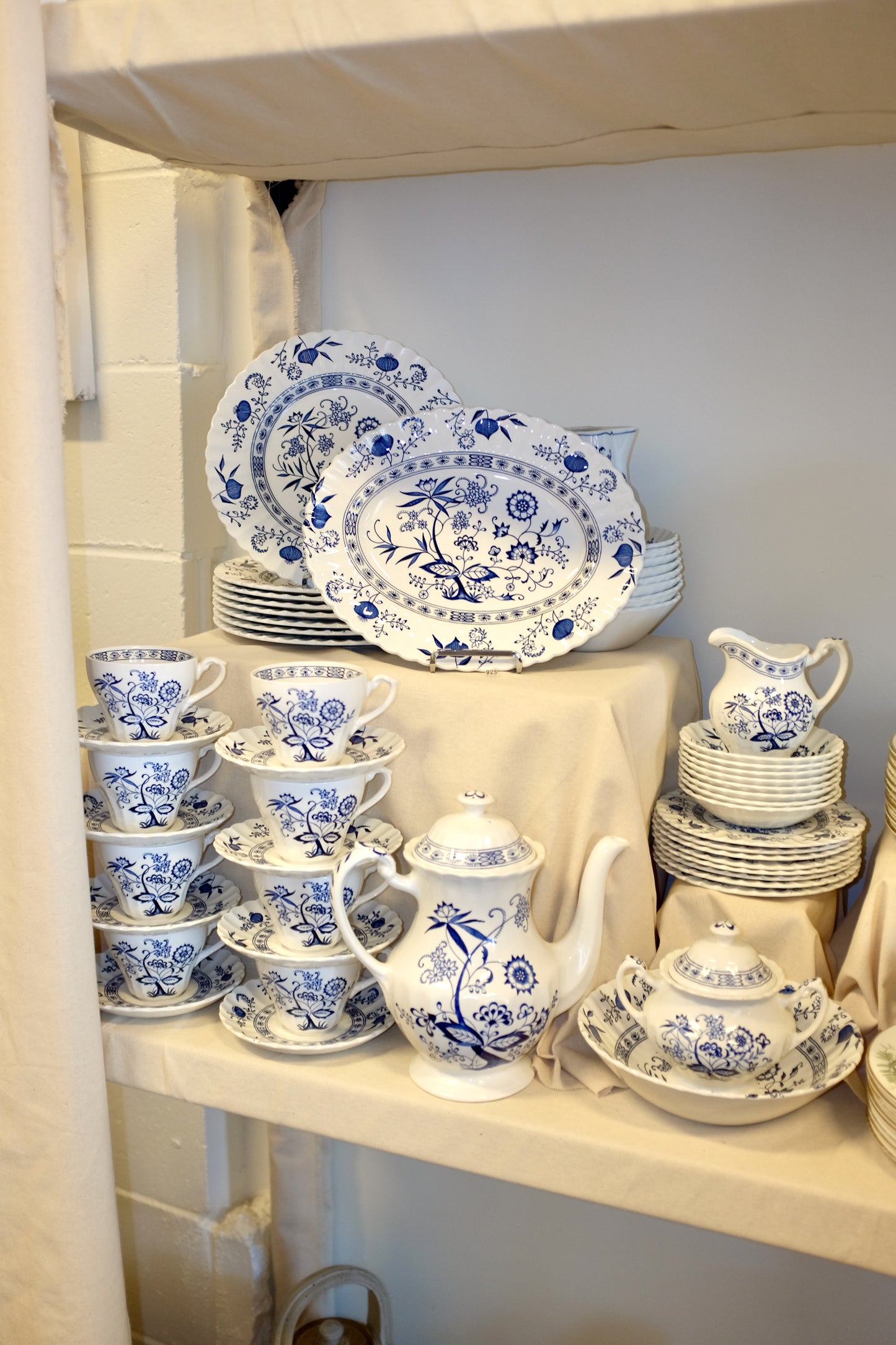 Blue Nordic Dinner Service for 8