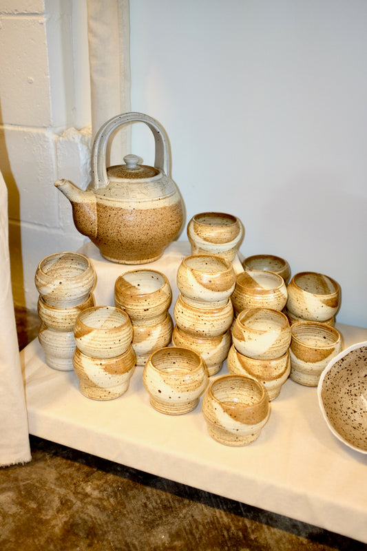 Nina Ray Teacups and Teapot Set