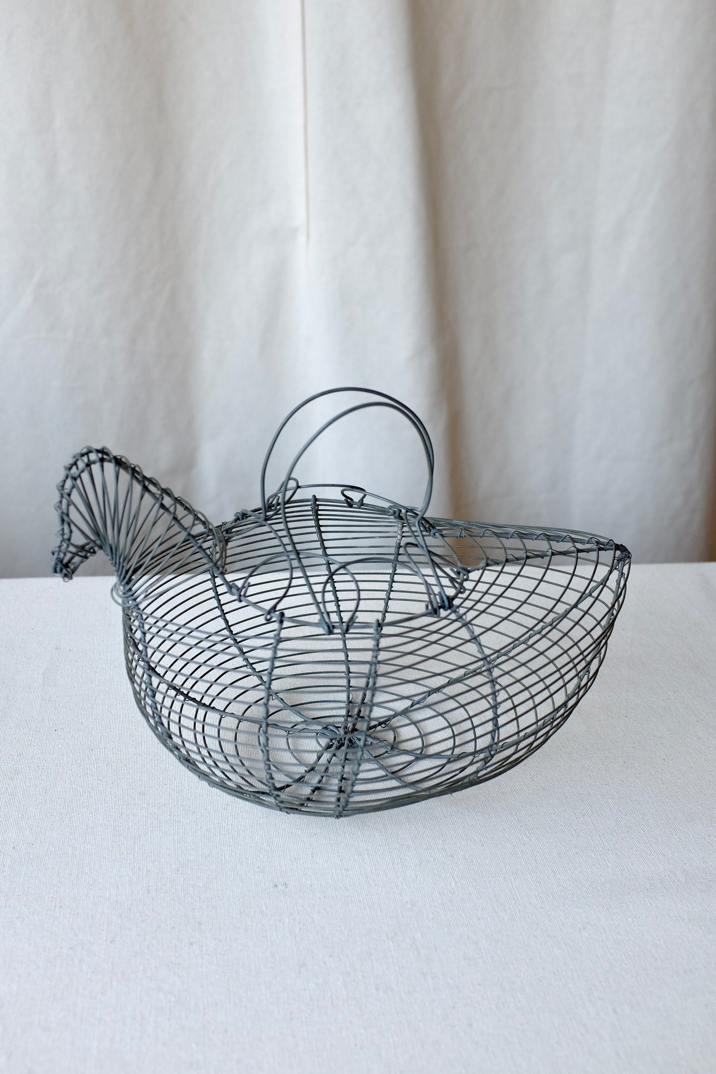 Wire Chicken Egg Basket