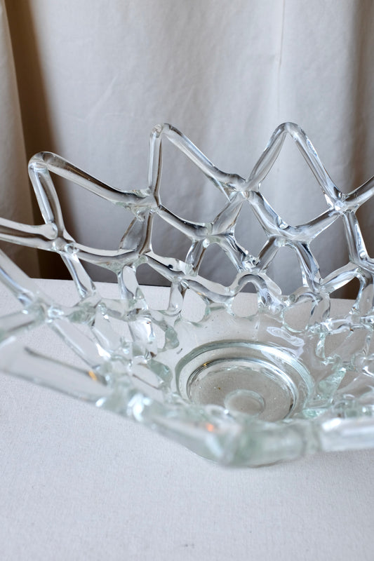 Latticework Art Glass Centerpiece Bowl