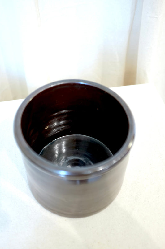 Simple Brown Crock