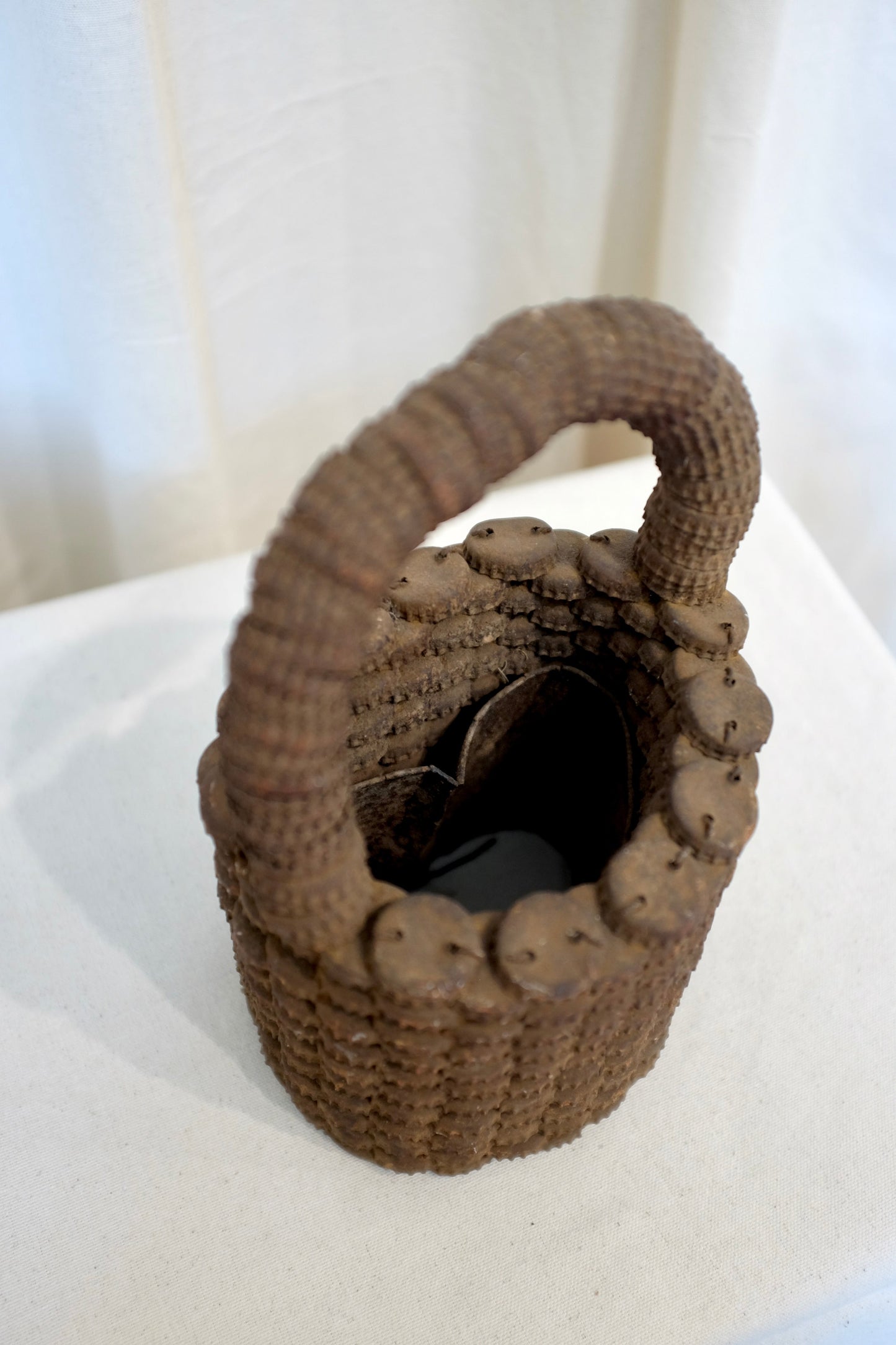 Simple Folk Art Bottlecap Basket