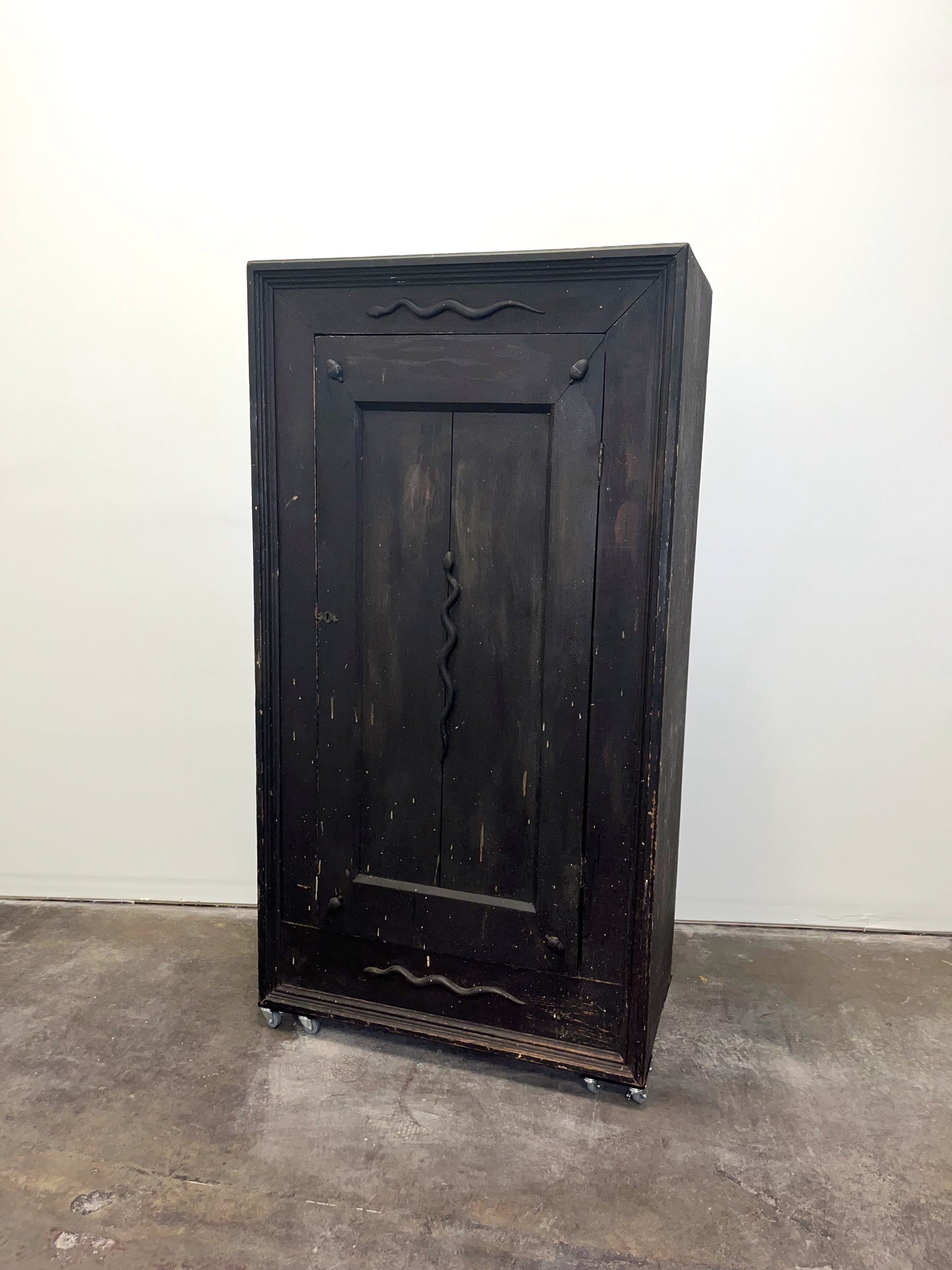 Adirondack Cabinet ex Tiffany-family Hunting Lodge