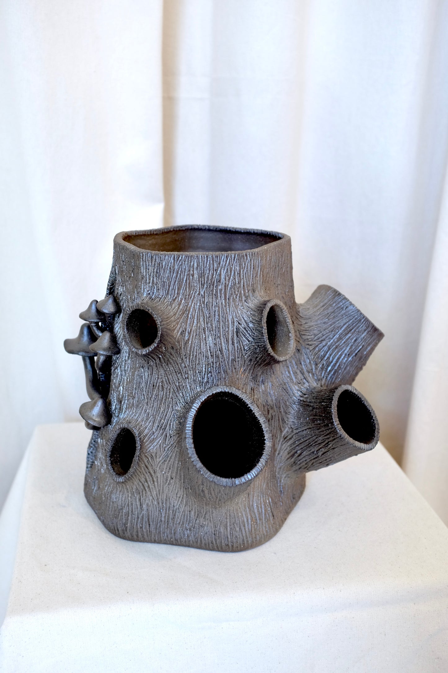 Faux Bois Ceramic Tree Stump with Mushrooms, Ben North