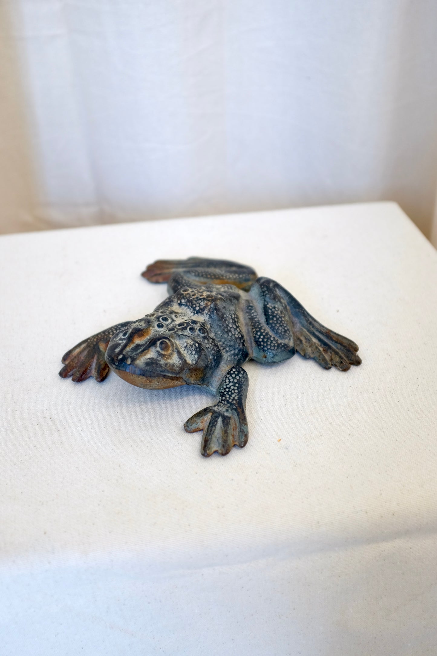 Cast Iron Frog Doorstop