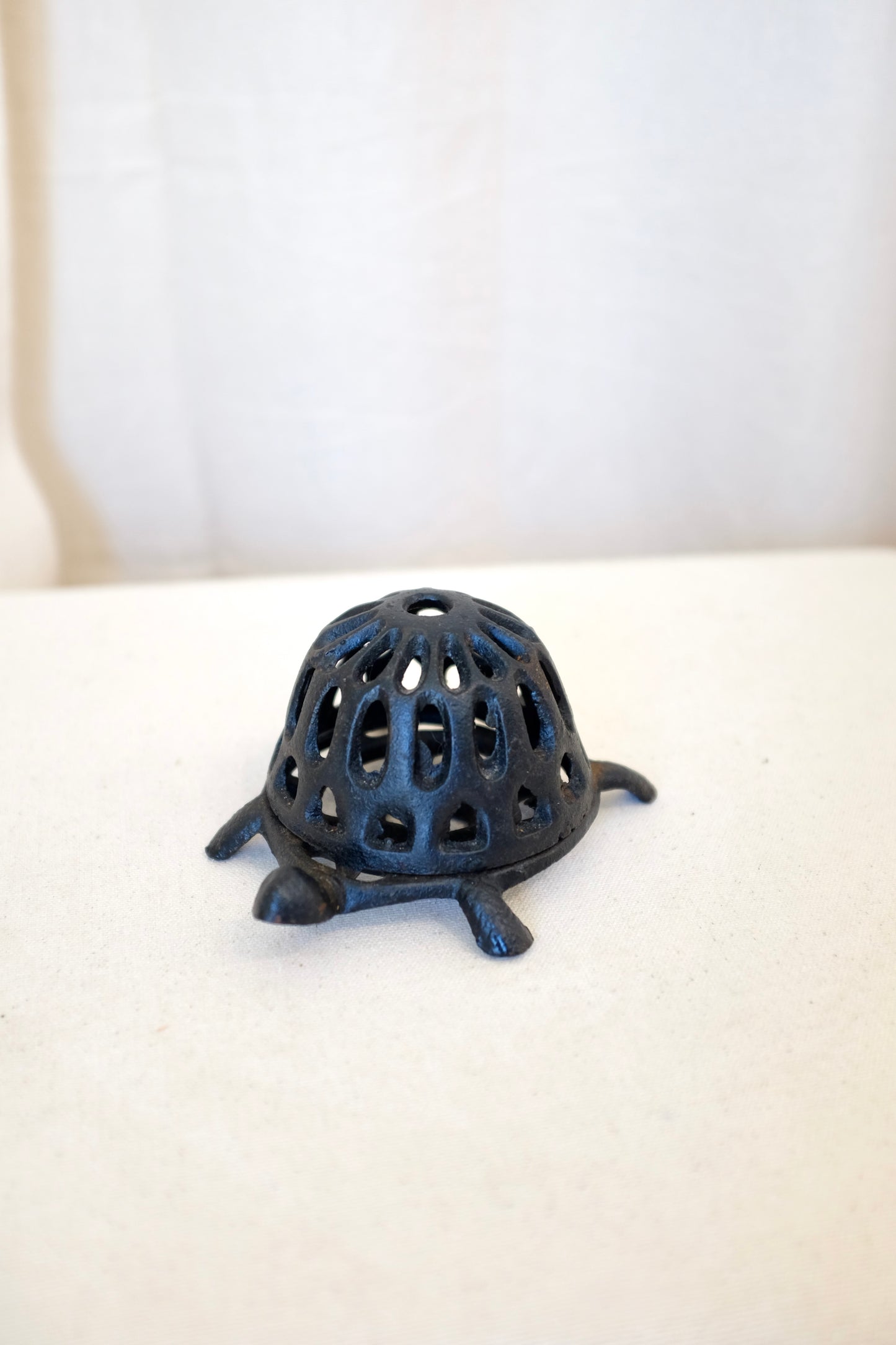 Cast Iron Turtle String Dispenser
