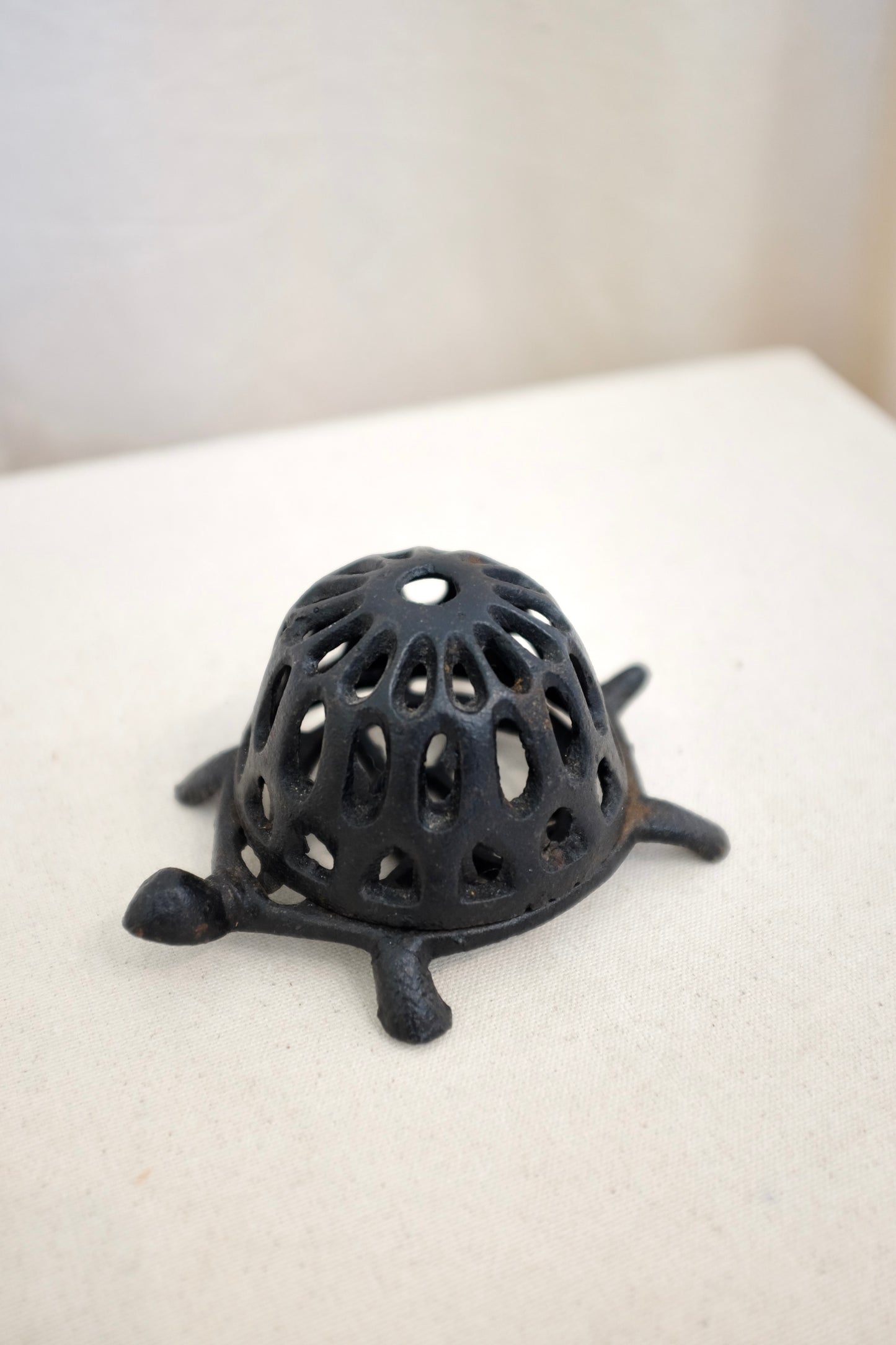 Cast Iron Turtle String Dispenser