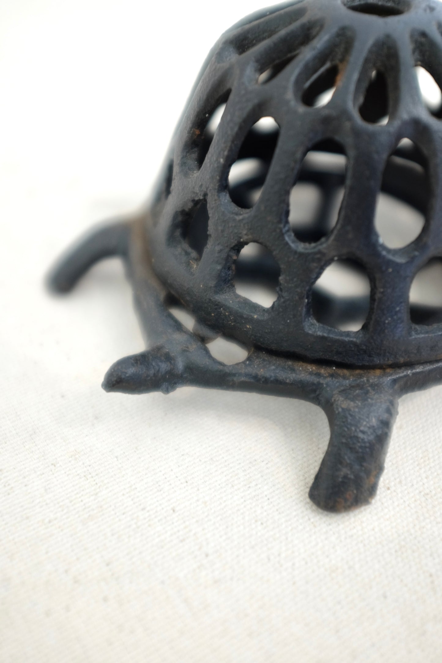 Cast Iron Turtle String Dispenser