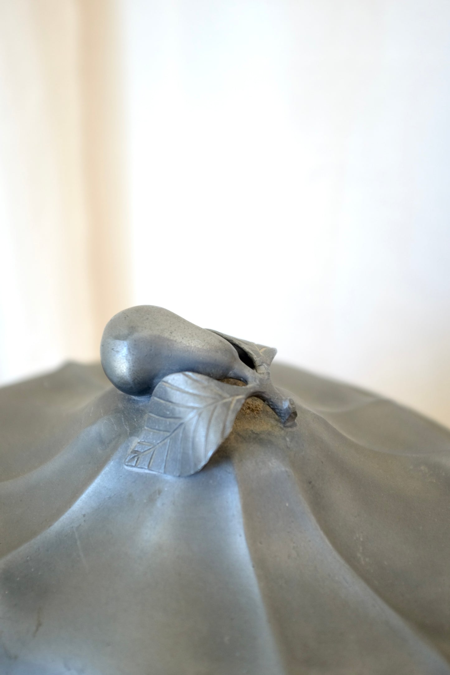 Pewter Tureen with Pear Handle, late 1700s