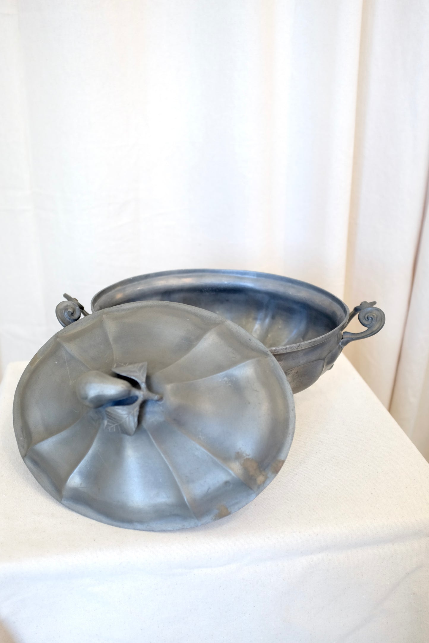 Pewter Tureen with Pear Handle, late 1700s