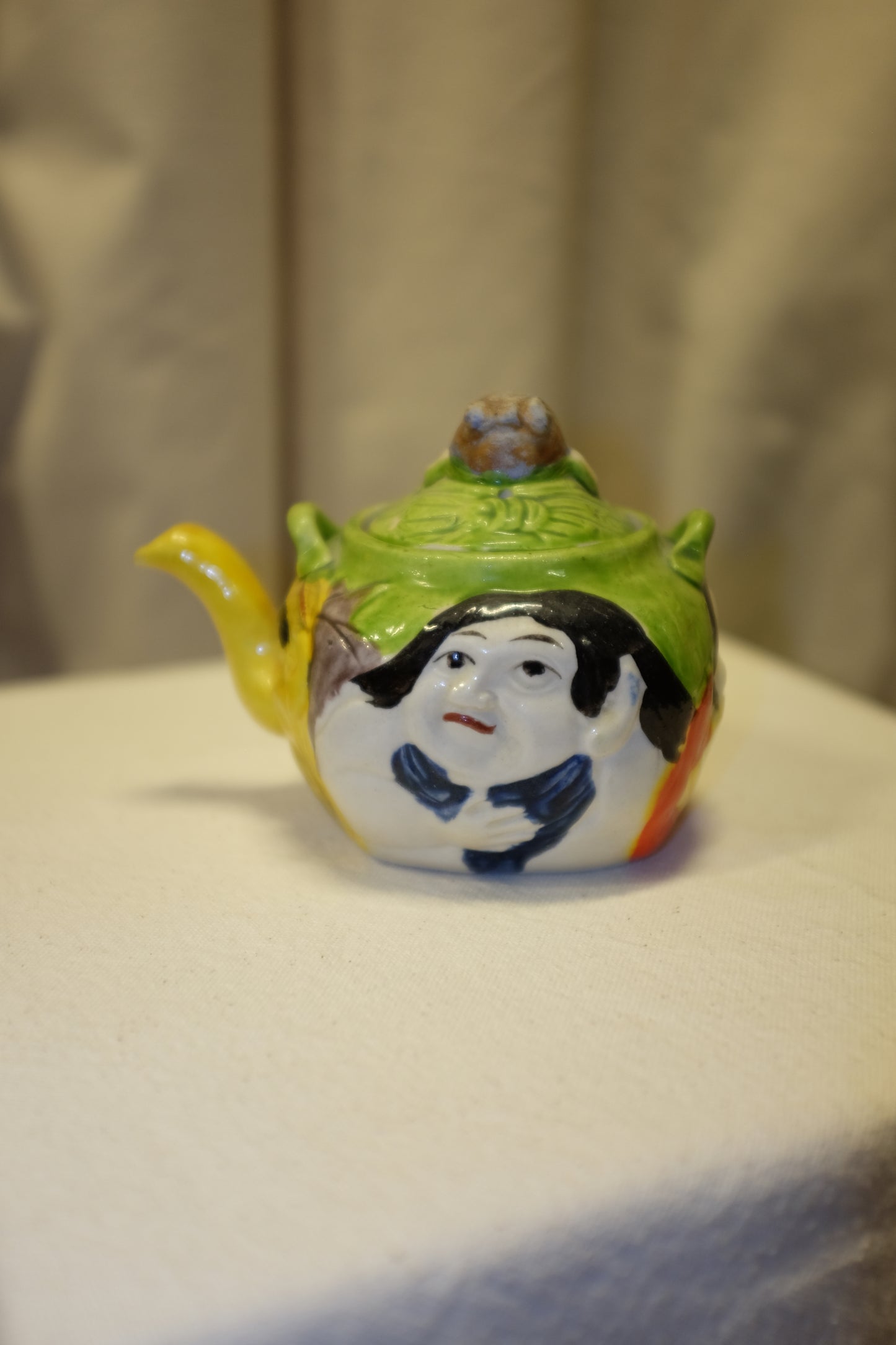 Japanese Porcelain Banko Face Teapot, Green