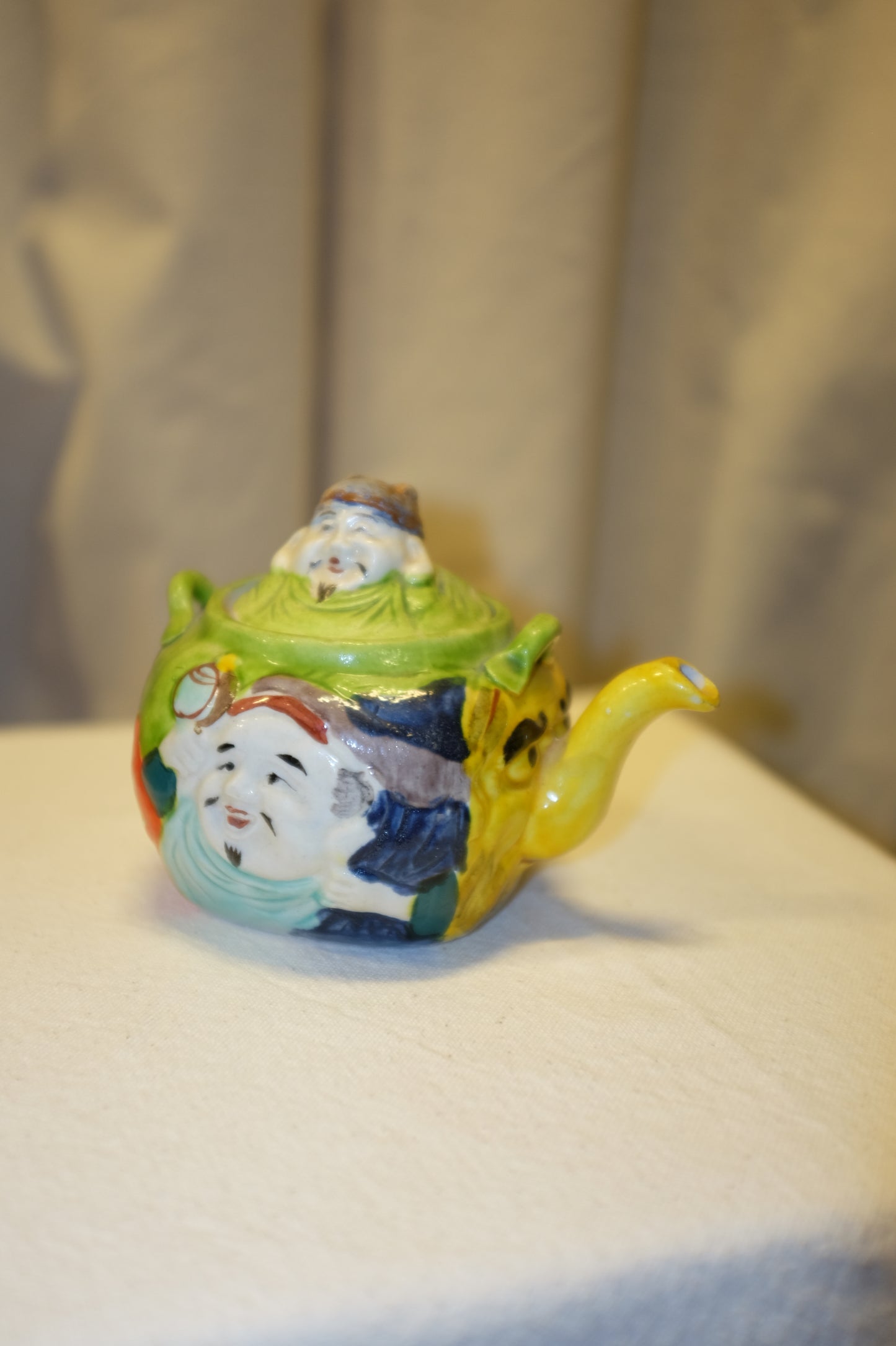 Japanese Porcelain Banko Face Teapot, Green