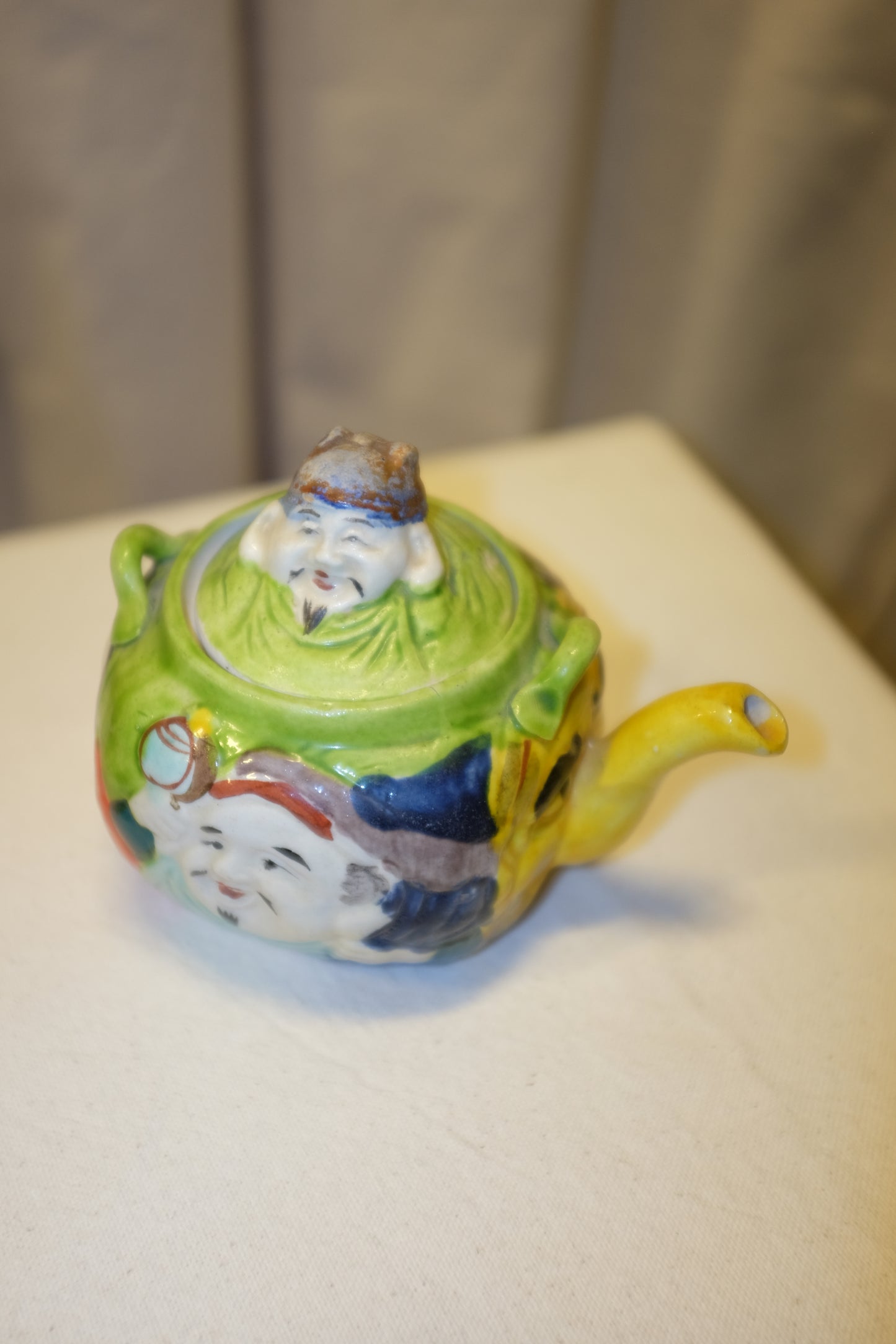 Japanese Porcelain Banko Face Teapot, Green