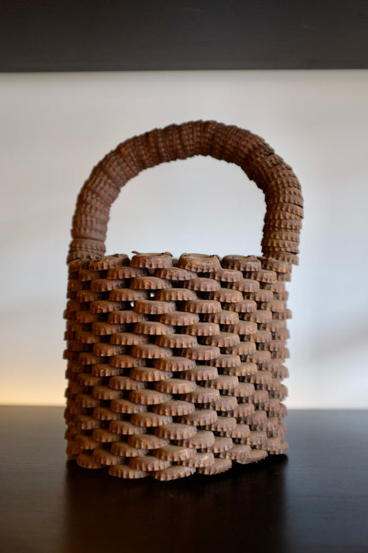 Simple Folk Art Bottle Cap Basket